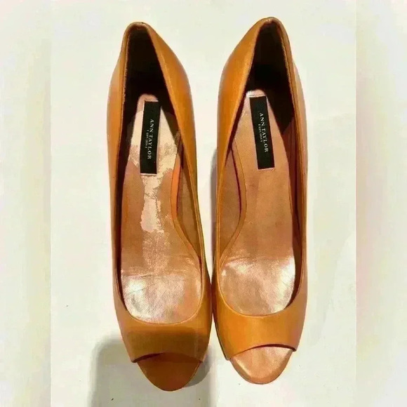 Ann Taylor Size 9M Light Orange Pumps 3.5" Stiletto Heels Peep Toes - Picture 5 of 7